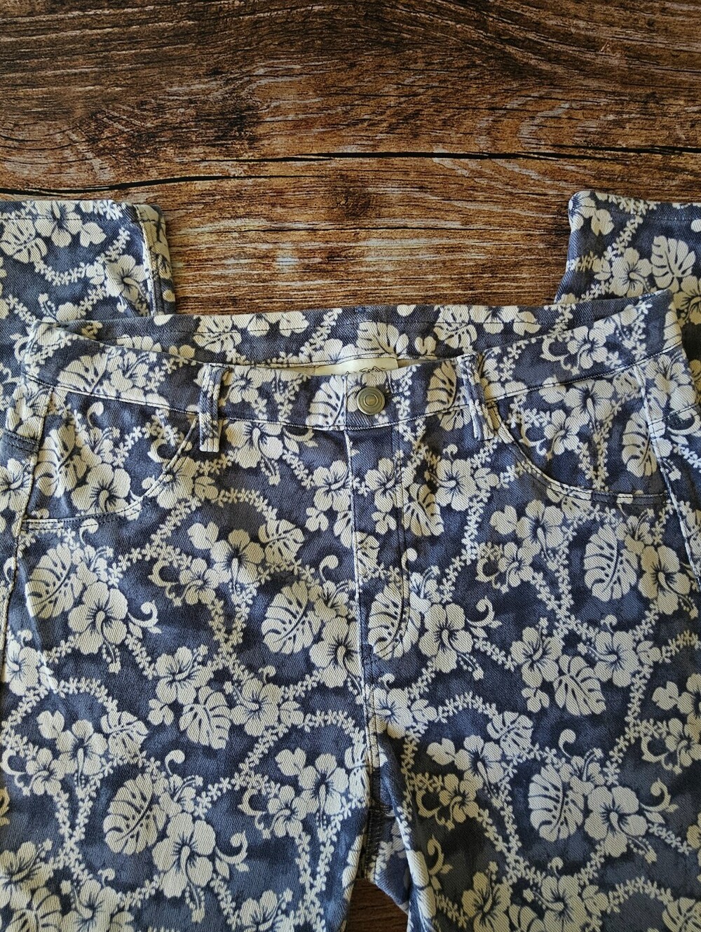 UNIQLO x Iolani Hawaiian Classics Floral Crop Leggings Jeans Pants - Picture 6 of 8